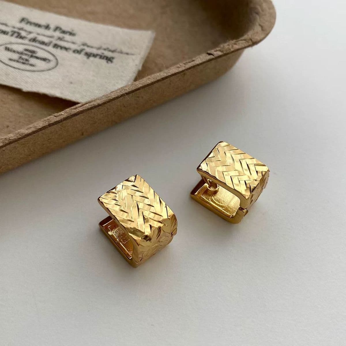 Gold Irregular Texture Stud Earrings – Leopard Pattern Design