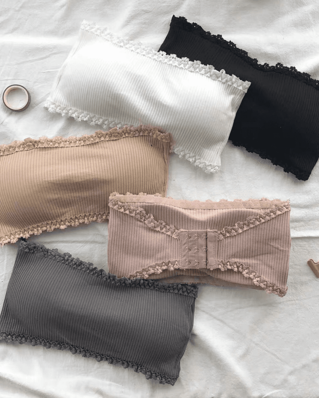 Invisible Strapless Wireless Bandeau Bra Minimizer