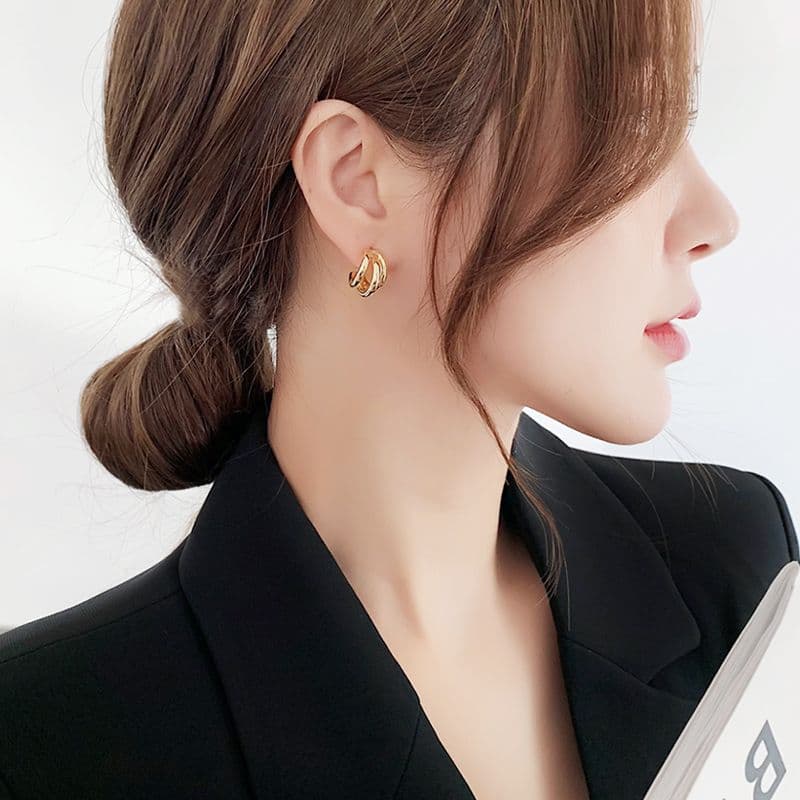 Minimalist Clip-On Hoop Earrings – No Piercing, Pain-Free Silver Hoops