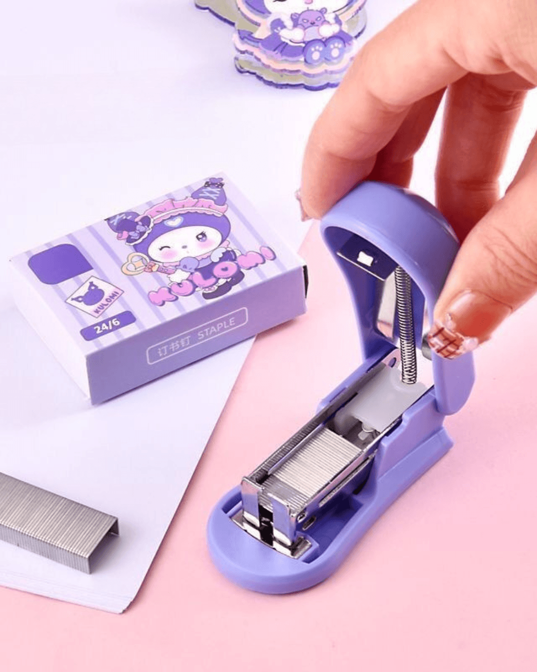 10pcs Mini Cartoon Stapler Set Portable Small Staplers