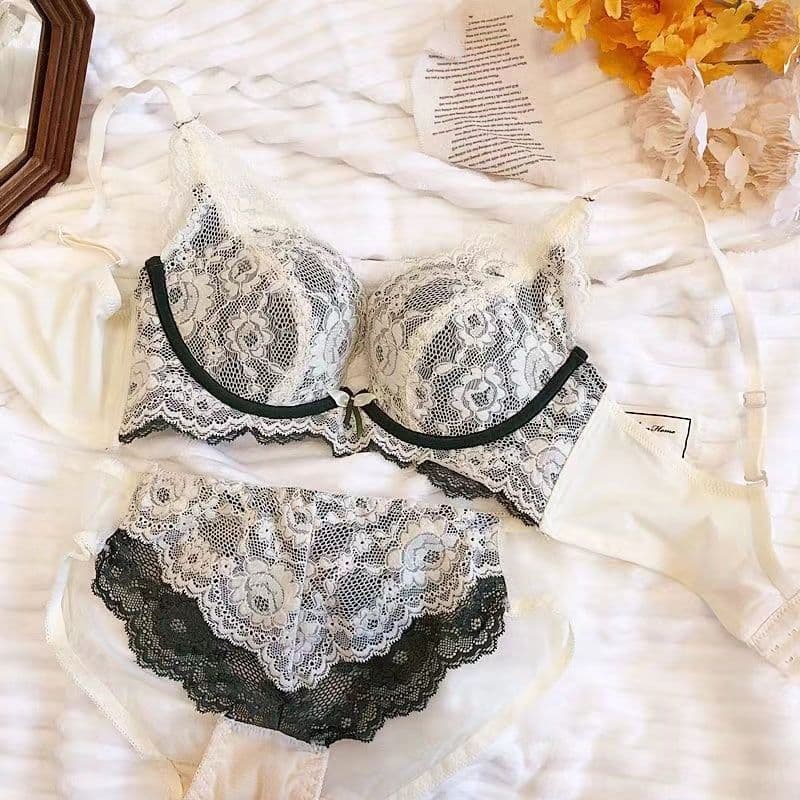Red Lace Wireless Push-Up Bra for Small Bust Bridal Lingerie