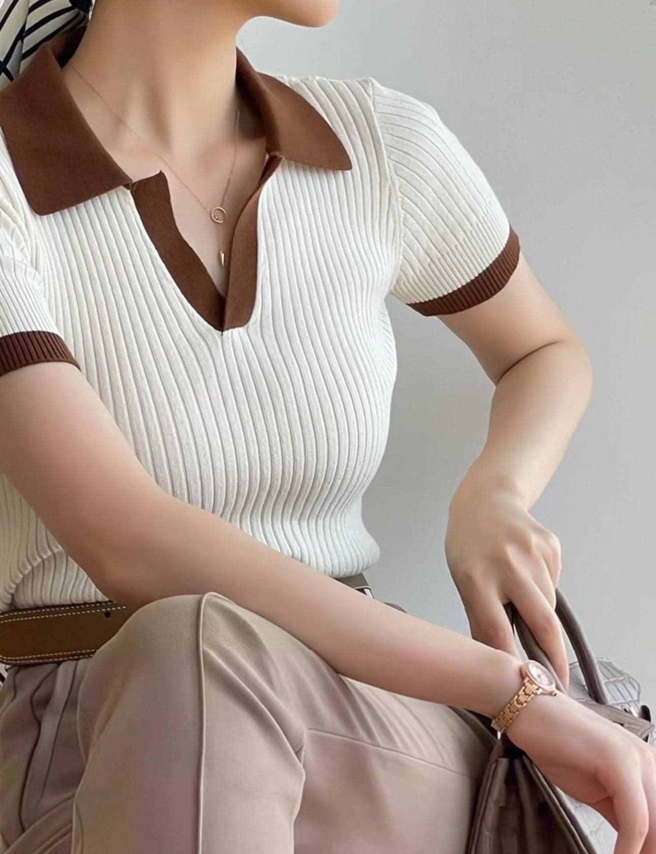 Korean Contrast Color Polo Collar Knit T-Shirt – Slim Fit Retro Short Sleeve Top for Women