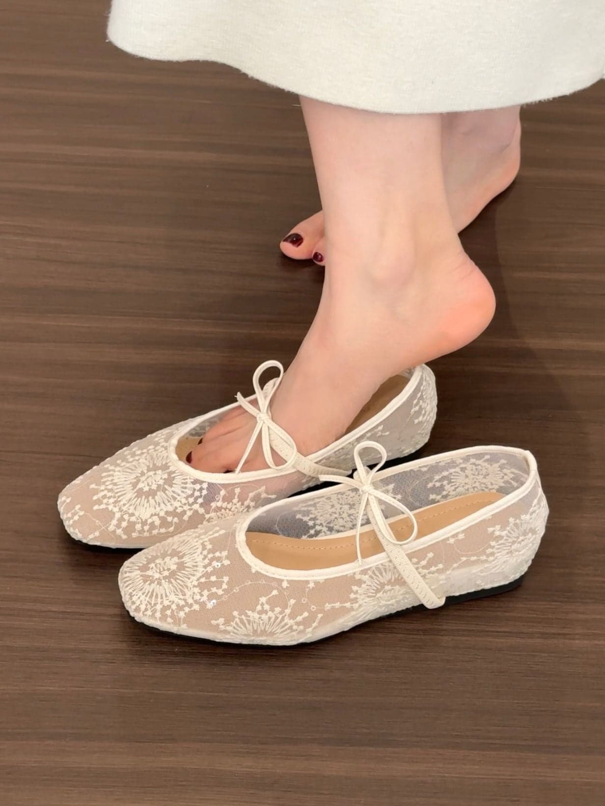 Women’s White Lace Mesh Ballet Flats – Floral Embroidered Tie-Up Shoes