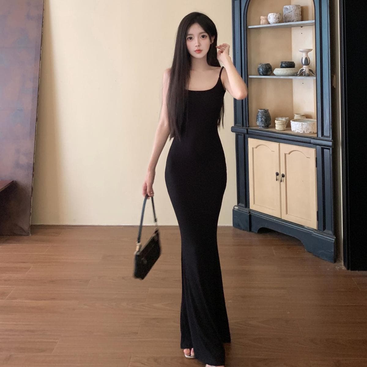 Sweet Spicy Spaghetti Strap Fishtail Dress Set with Lightweight Shawl