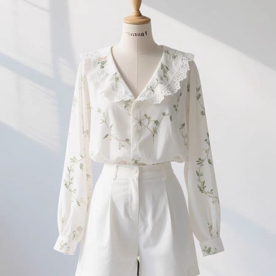 Women’s French Lace Collar Long Sleeve Blouse
