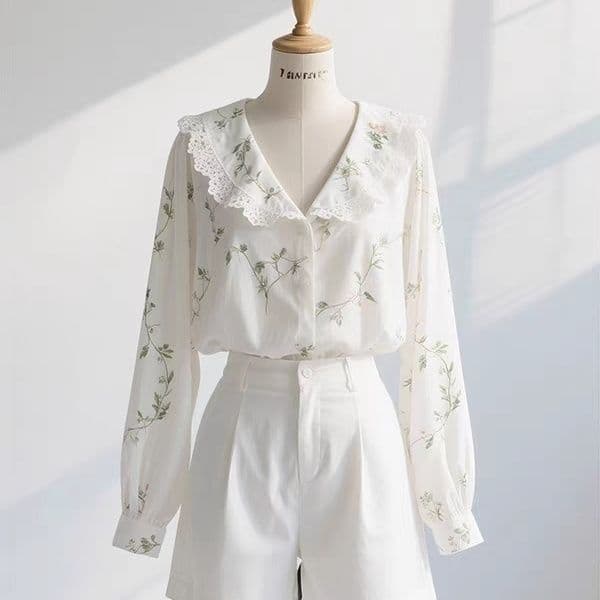 Women’s French Lace Collar Long Sleeve Blouse