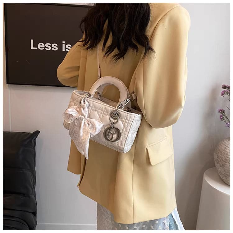 Luxury Quilted Women’s Crossbody Handbag