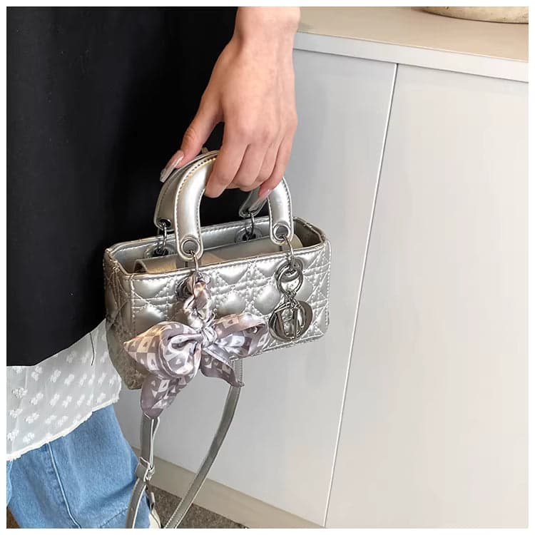 Luxury Quilted Women’s Crossbody Handbag
