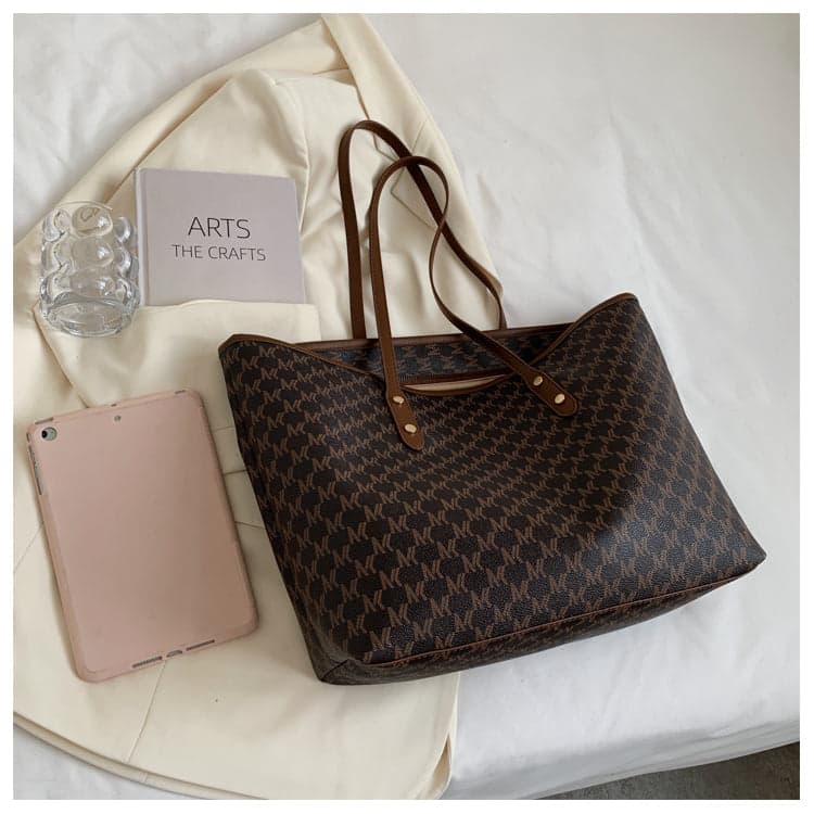 Luxury Large Tote Bag for Women – Lightweight Designer Shoulder Handbag