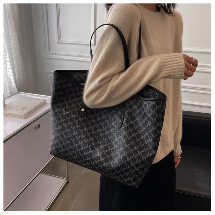 Luxury Large Tote Bag for Women – Lightweight Designer Shoulder Handbag