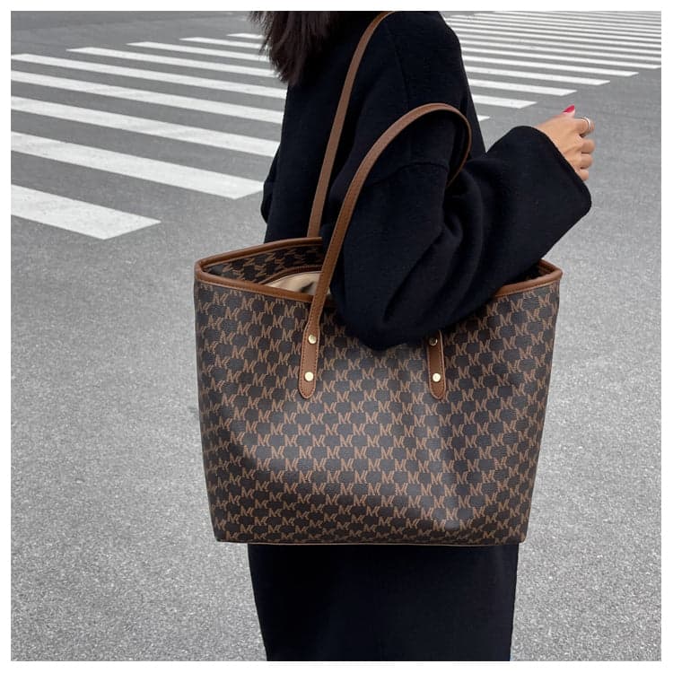 Luxury Large Tote Bag for Women – Lightweight Designer Shoulder Handbag