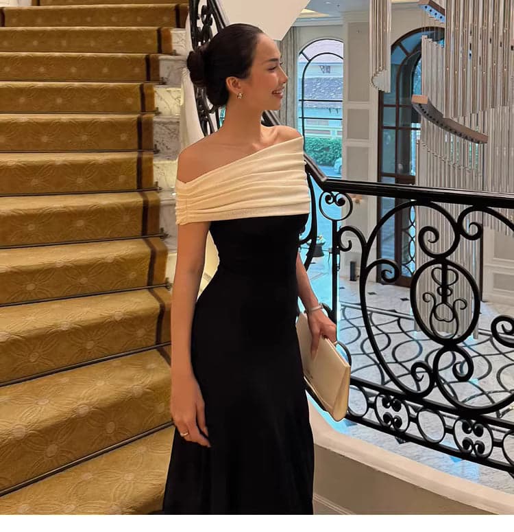 Women’s Color-Block Pleated Off-Shoulder Maxi Dress
