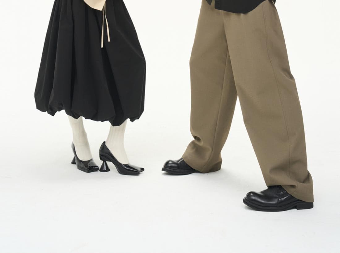 Unisex Lightweight Straight-Leg Trousers – Easy Care Classic Tailored Pants