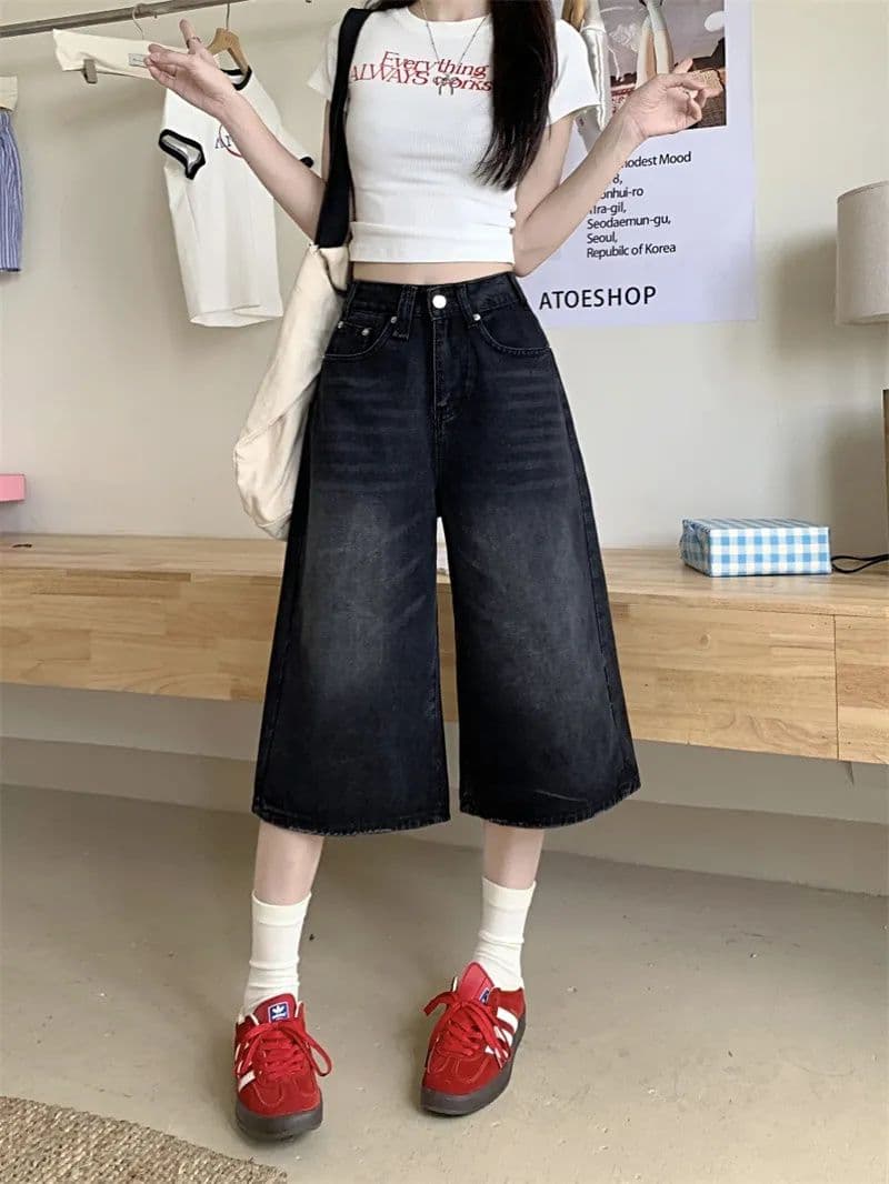 Women’s Black Vintage High-Waist Washed Denim Culotte Shorts – Loose Wide-Leg Fit