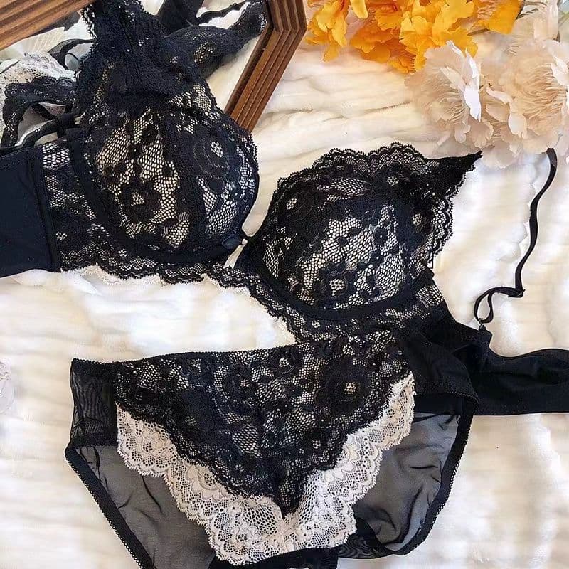 Red Lace Wireless Push-Up Bra for Small Bust Bridal Lingerie